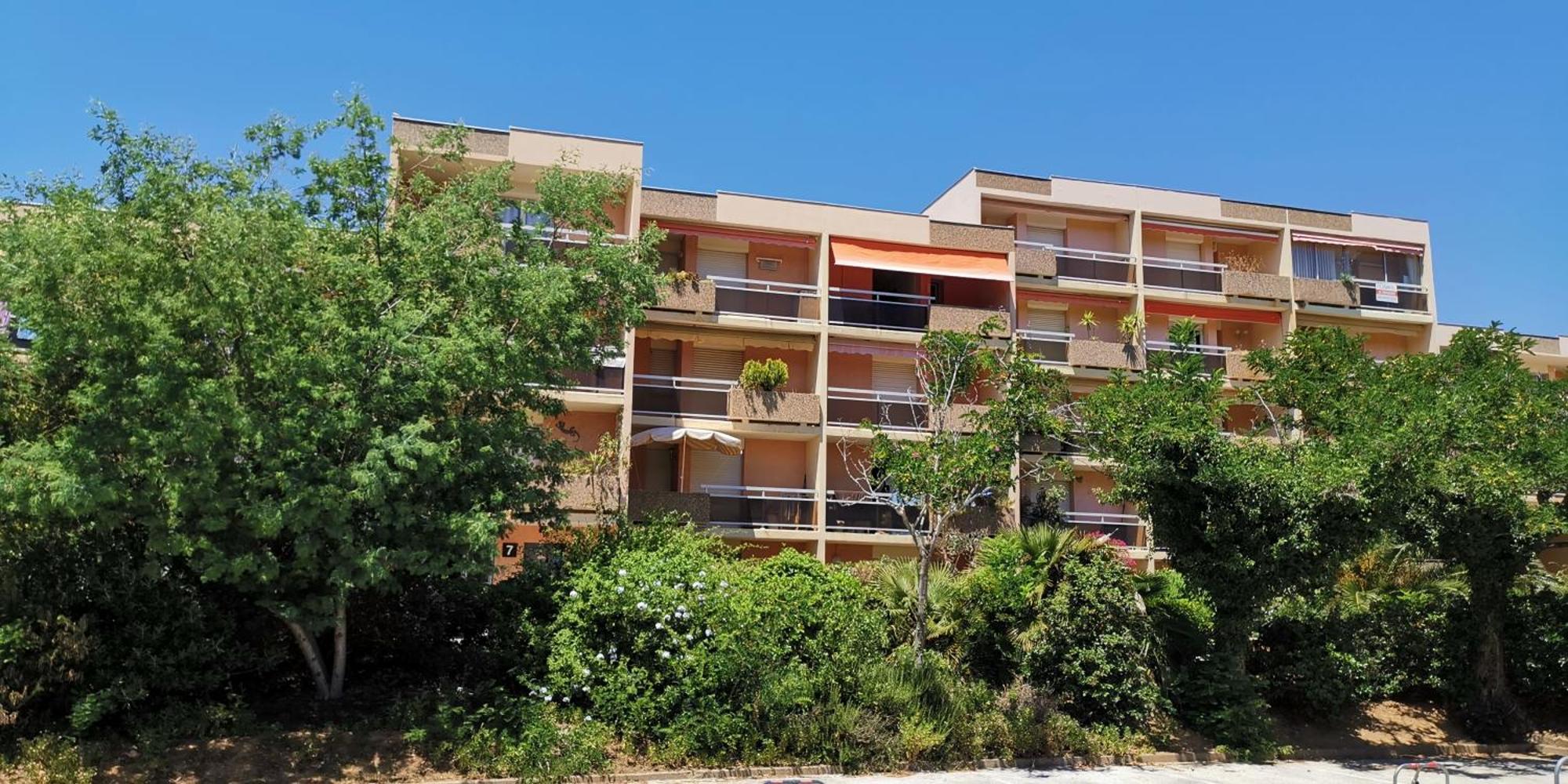 T2 + - Classe 3 Etoiles Apartment Bormes-les-Mimosas